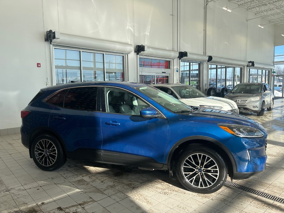 Ford Escape SEL Plug-In Hybrid 2022-3