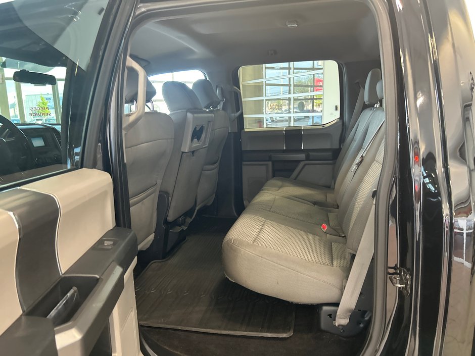 2016 Ford F-150 XLT-12