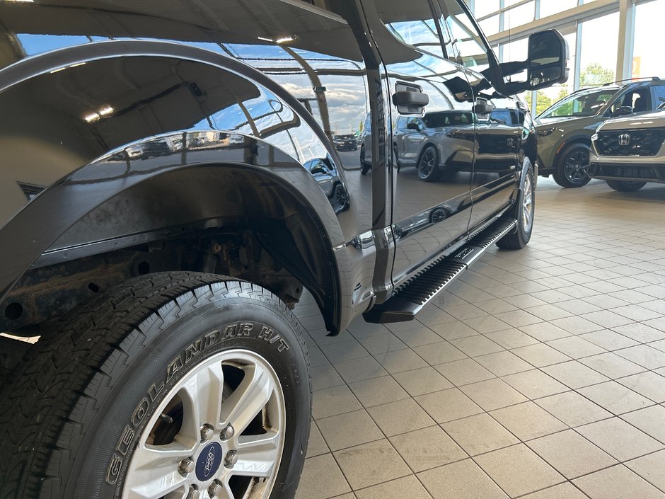 2016 Ford F-150 XLT-13