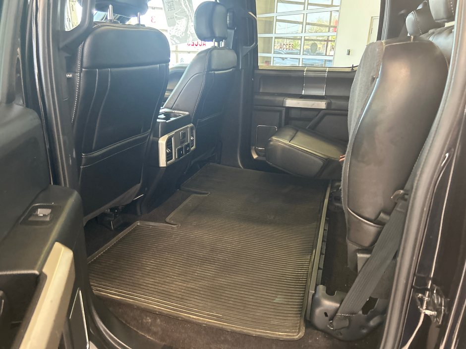 2020 Ford F-150 Lariat-32