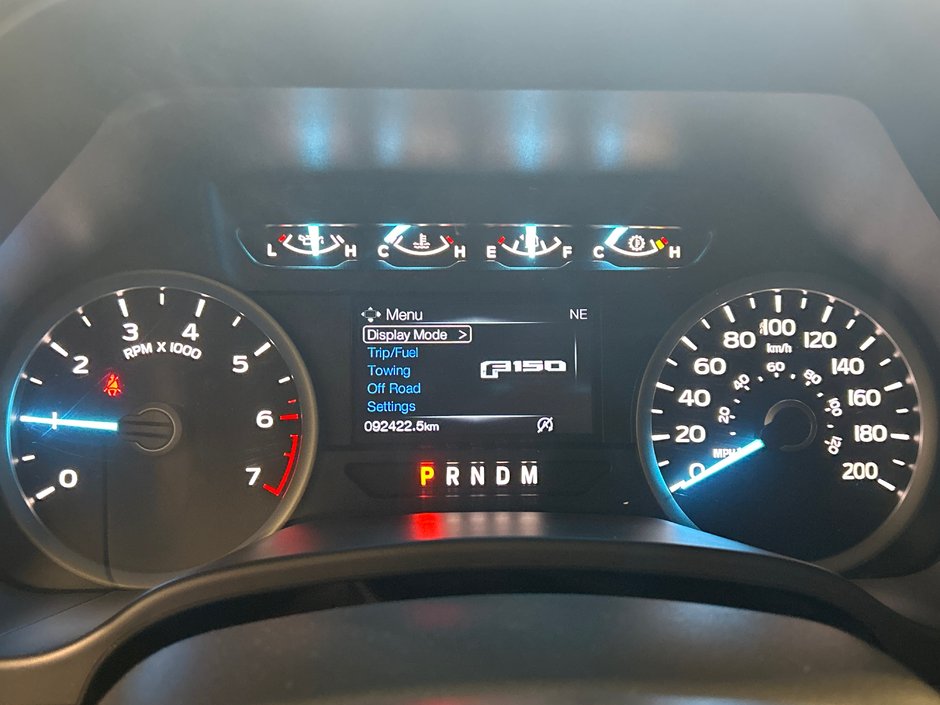 Ford F-150 XLT 2020-28