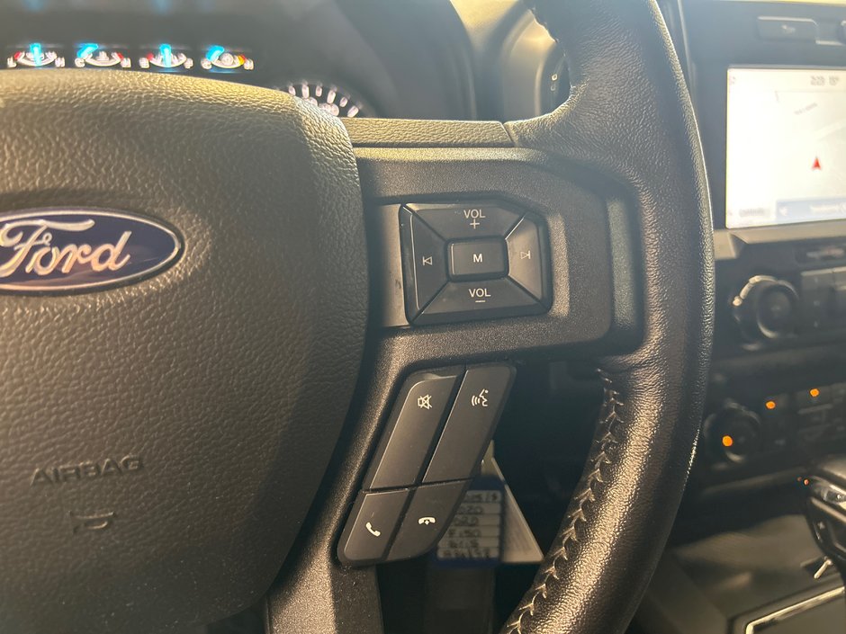 Ford F-150 XLT 2020-27