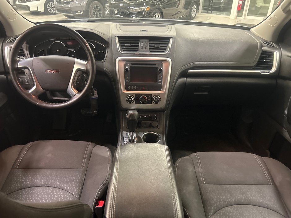 GMC Acadia SLE 2015-10