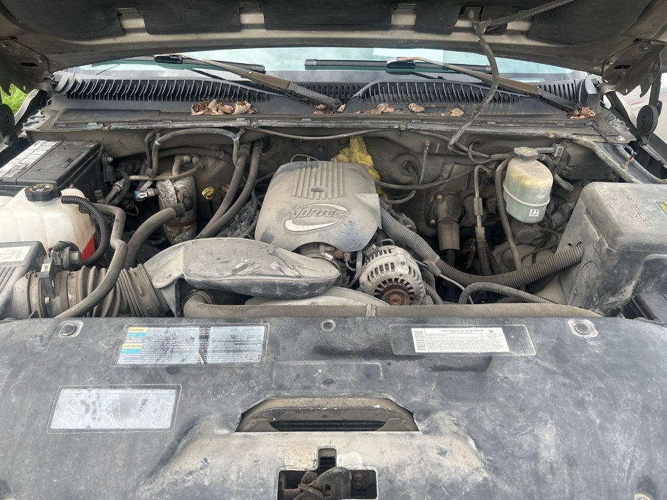 GMC Sierra 2500HD  2002-8