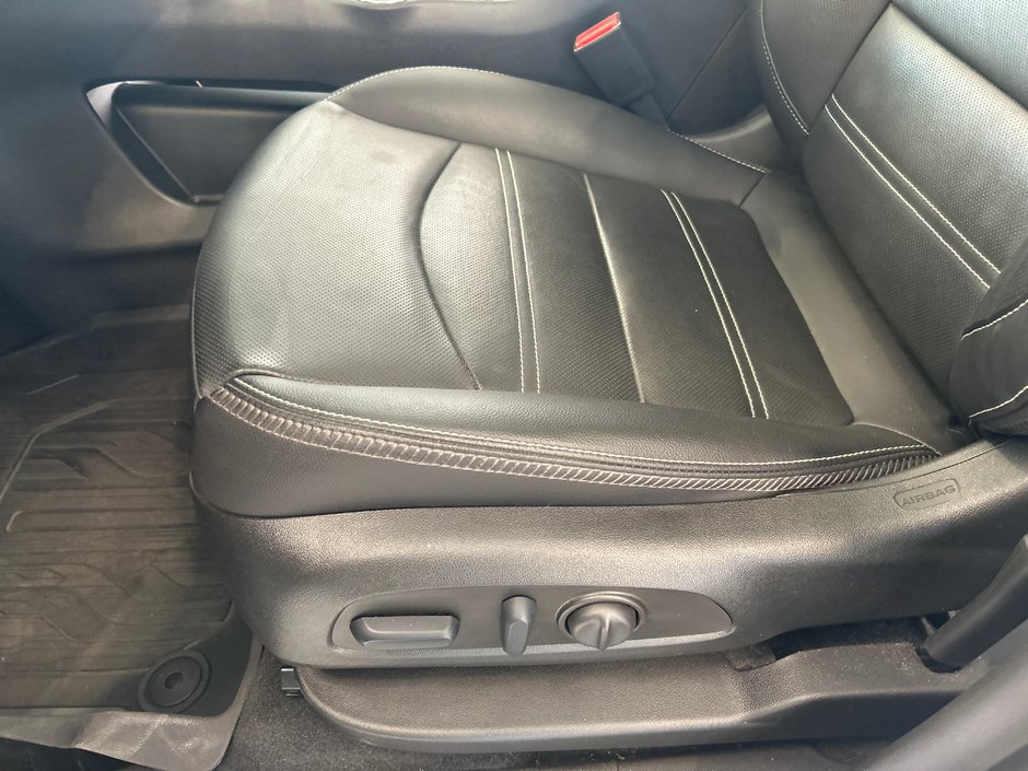 2022 GMC Terrain Denali-21
