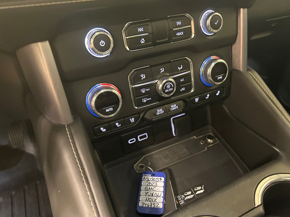 GMC Yukon SLT 2023-28