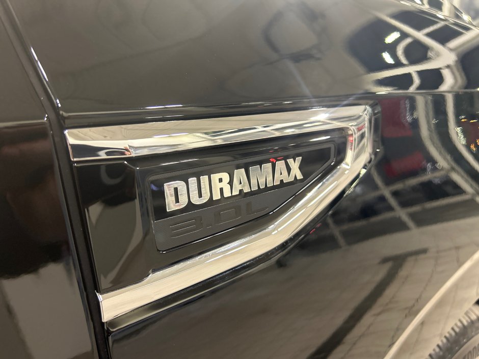 GMC Yukon SLT 2023-17