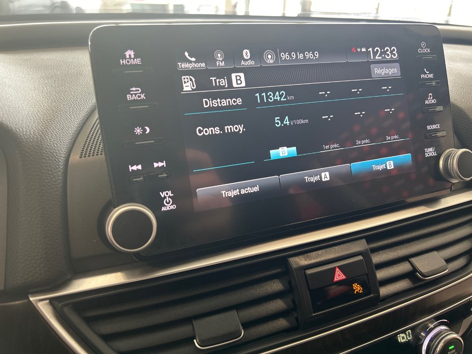 Honda Accord Hybrid  2020-31