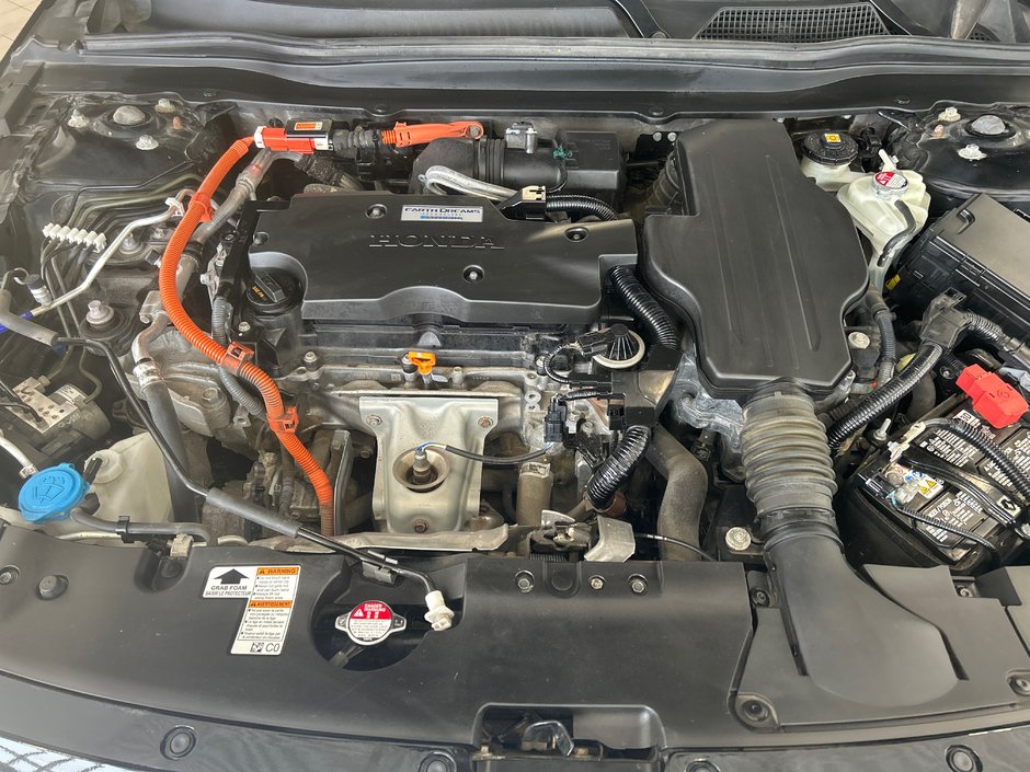 Honda Accord Hybrid  2020-15