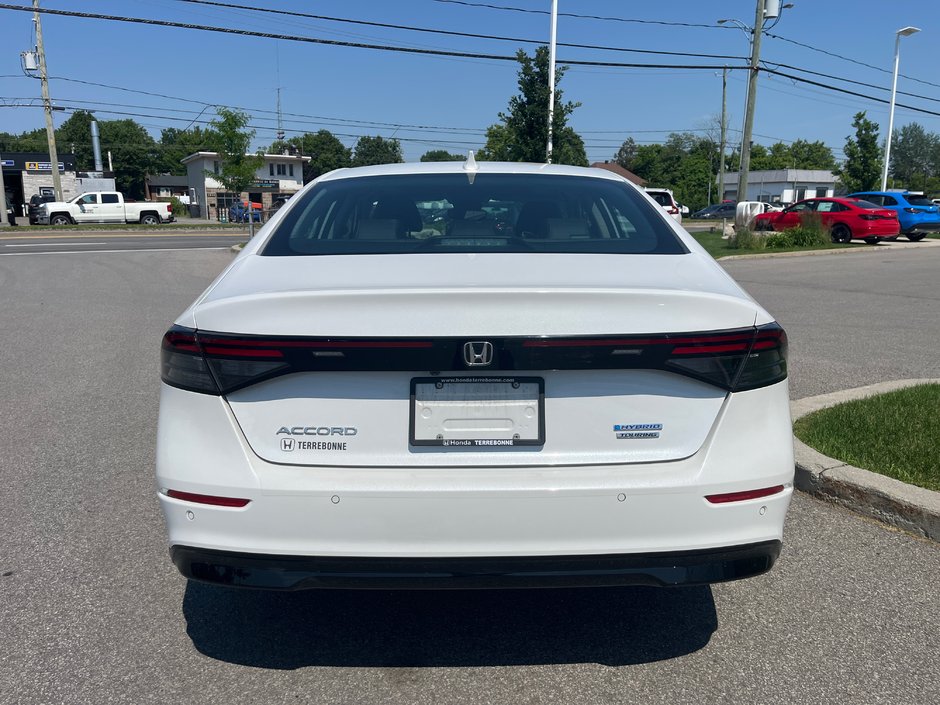 2023 Honda Accord Hybrid Touring-9