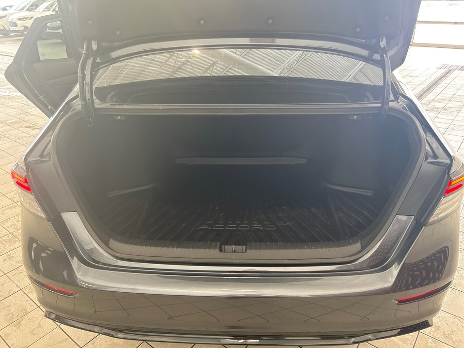 Honda Accord Hybrid Sport-L 2025-9