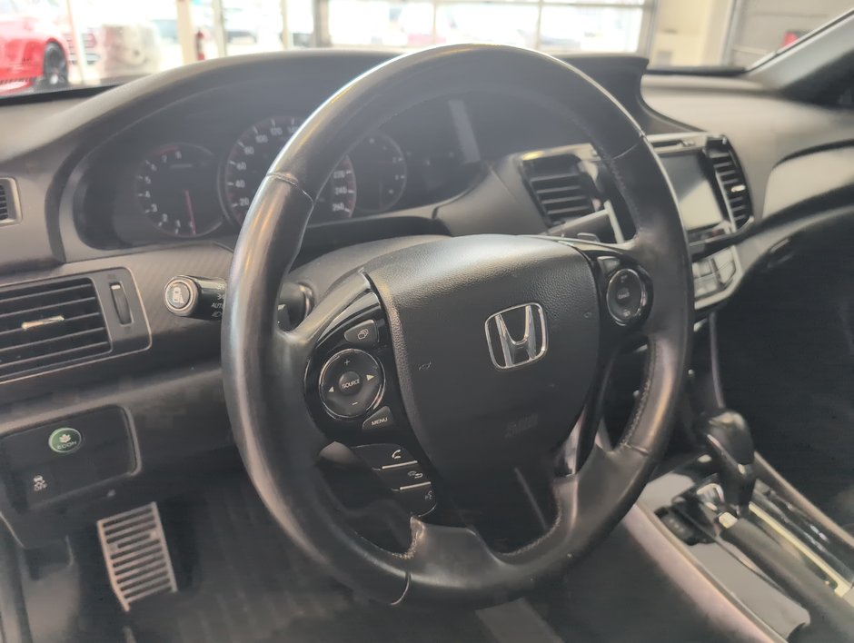 Honda Accord Sedan Sport 2016-15