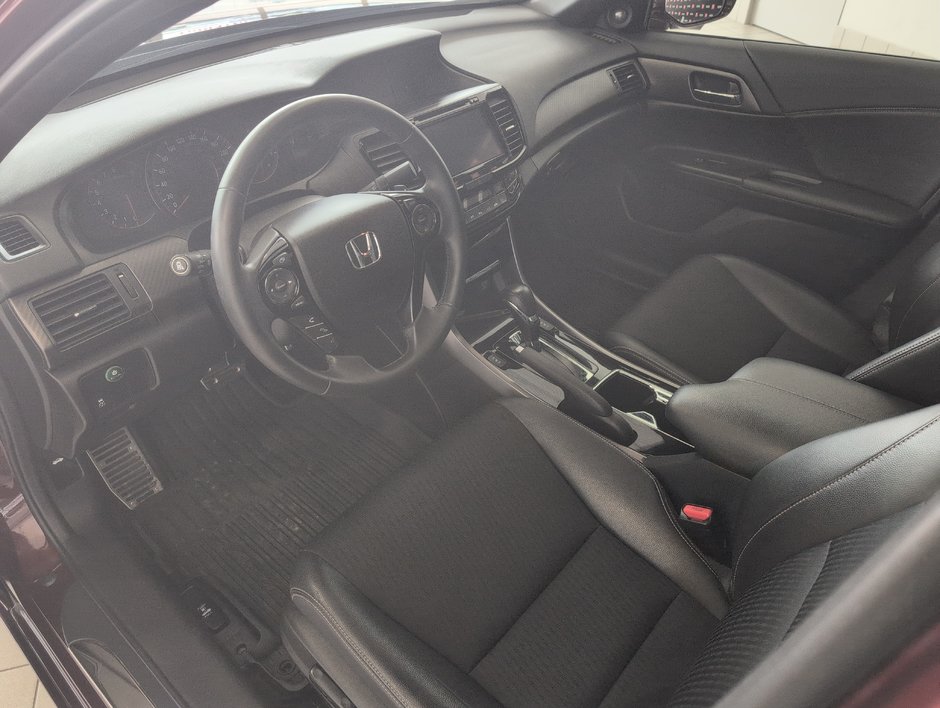 Honda Accord Sedan Sport 2016-9