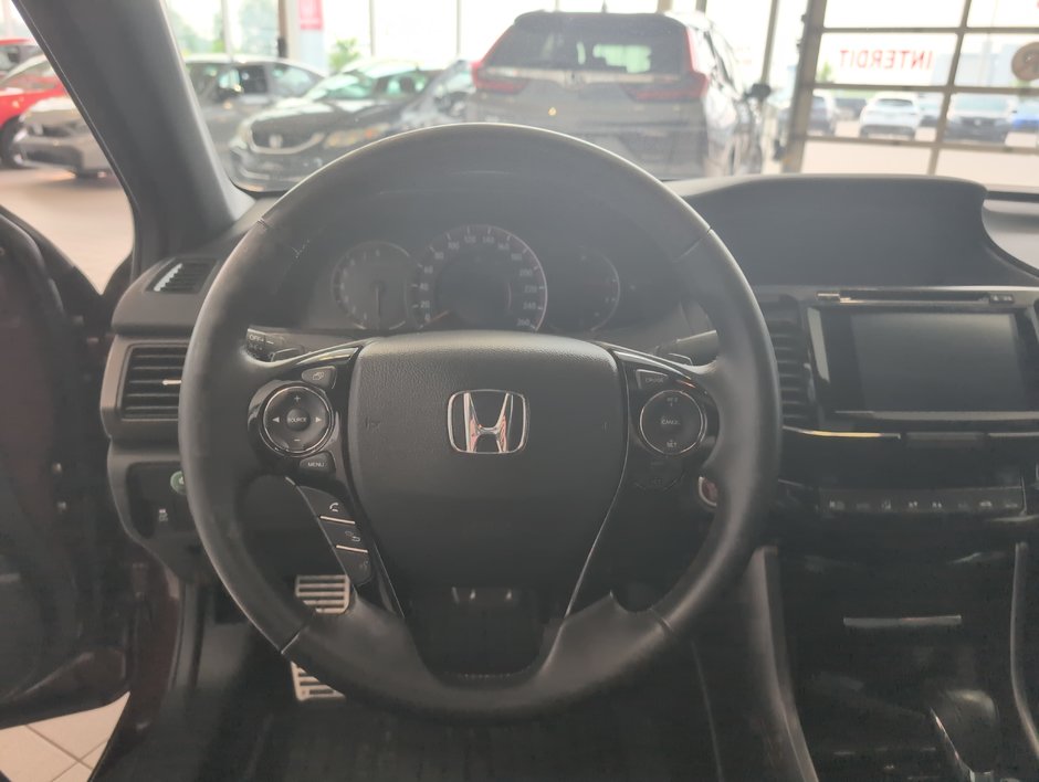 Honda Accord Sedan Sport 2016-15
