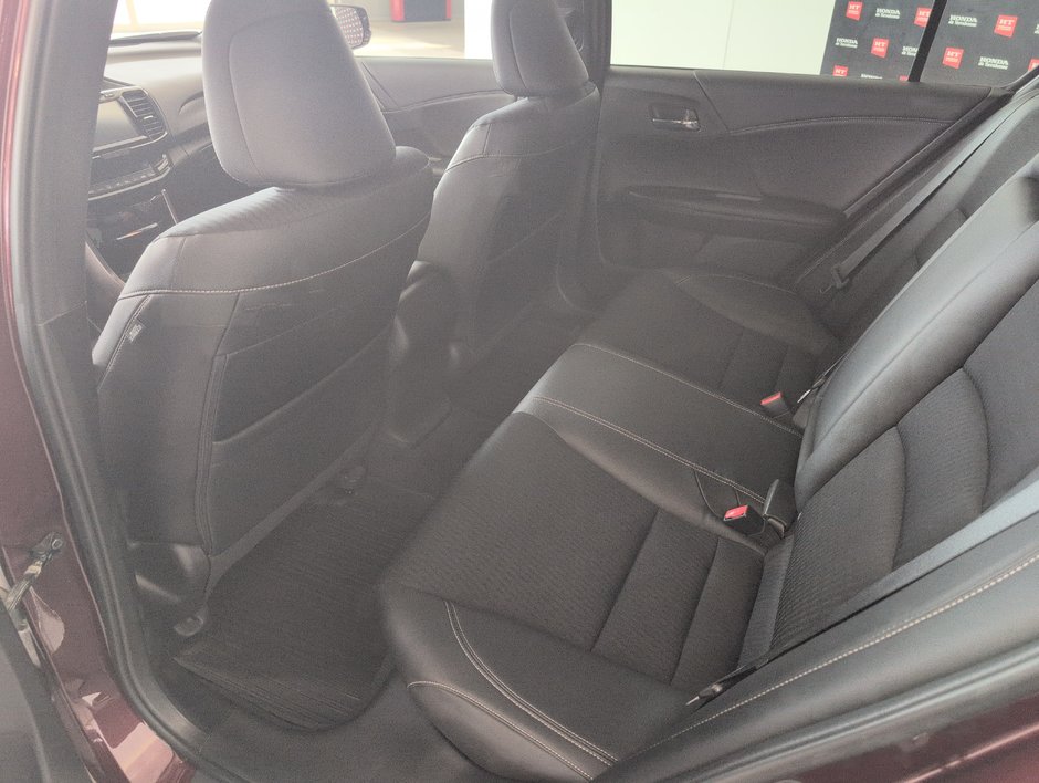 Honda Accord Sedan Sport 2016-10