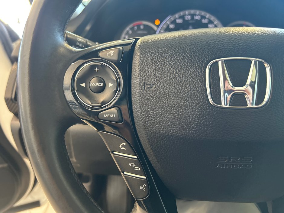 Honda Accord Sedan Touring 2017-28