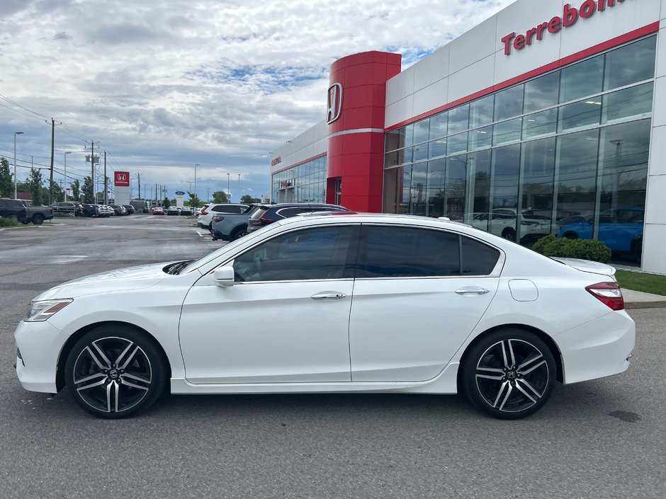 Honda Accord Sedan Touring 2017-1