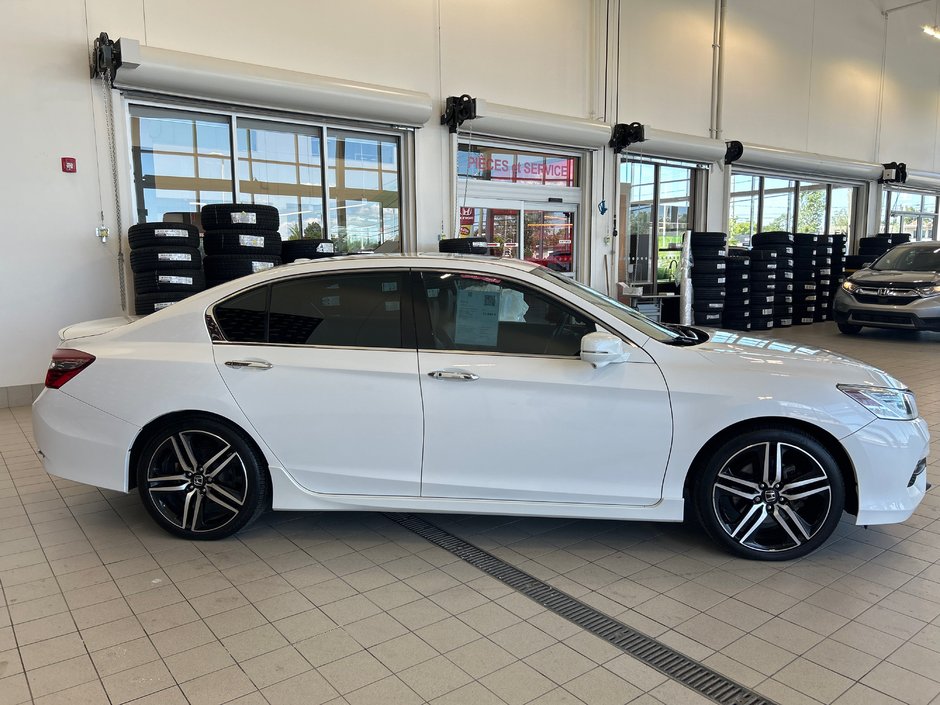 Honda Accord Sedan Touring 2017-3