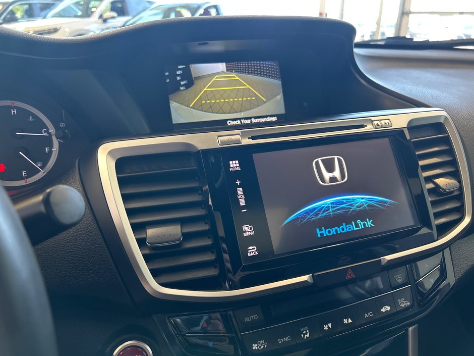 Honda Accord Sedan Touring 2017-26
