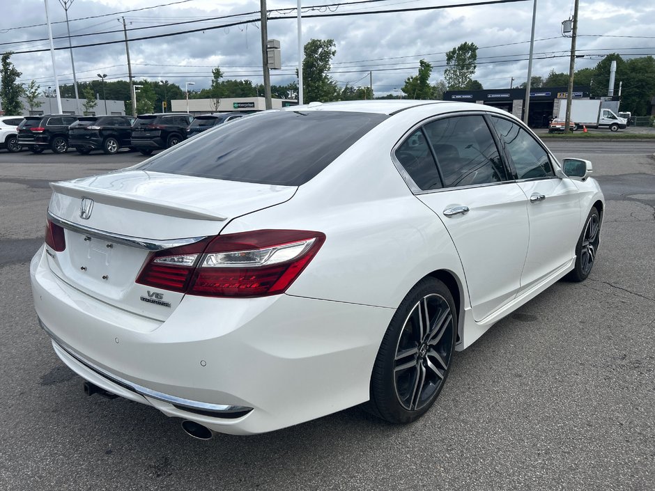 Honda Accord Sedan Touring 2017-4