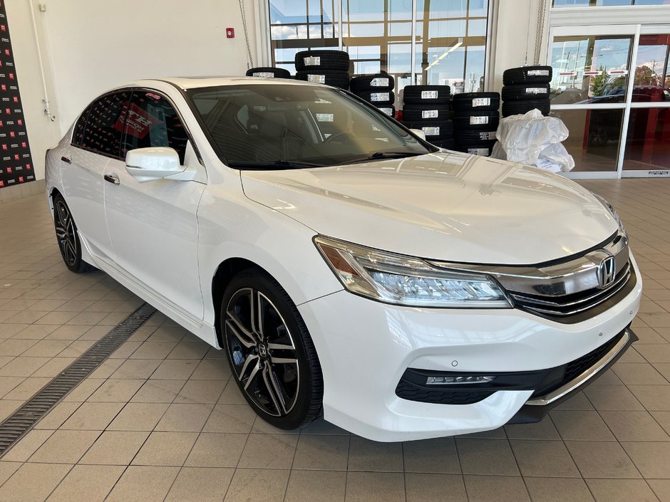 Honda Accord Sedan Touring 2017-2