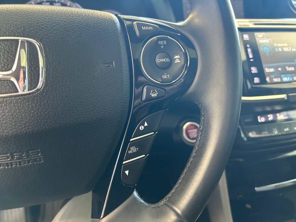 Honda Accord Sedan Touring 2017-29