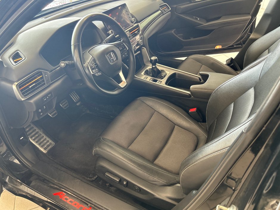 2019 Honda Accord Sedan Sport-14