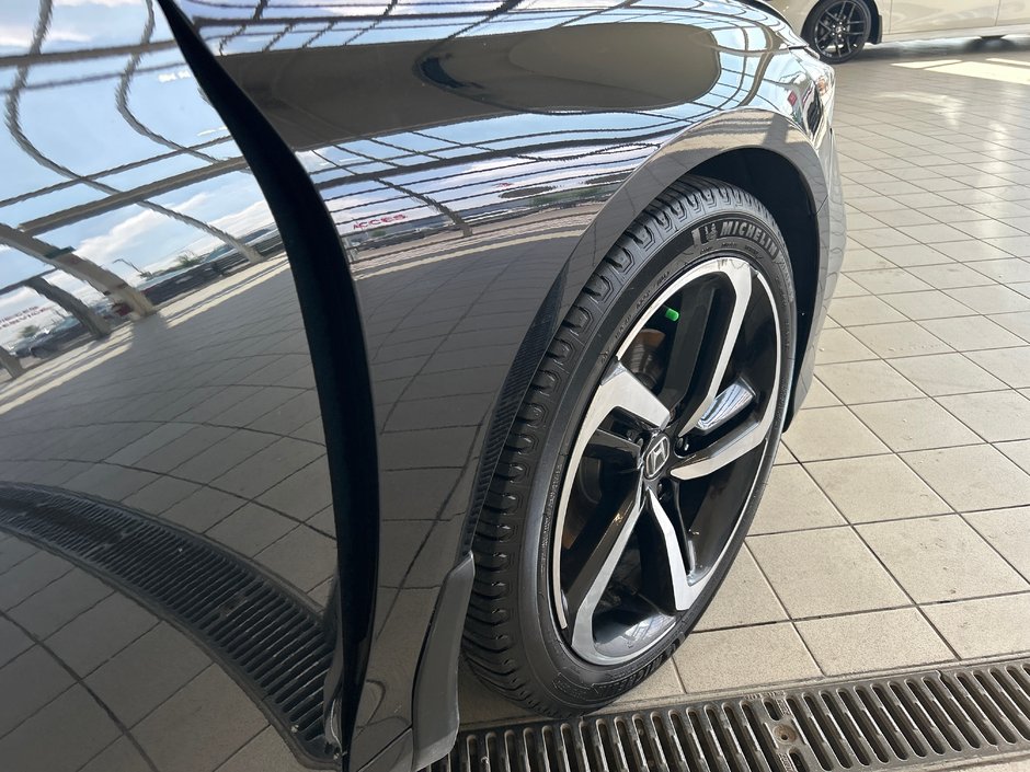 2019 Honda Accord Sedan Sport-12