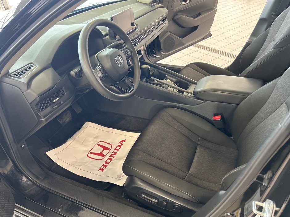 Honda Accord Sedan EX 2023-17