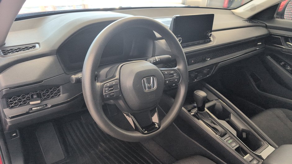 Honda Accord Sedan EX 2023-15