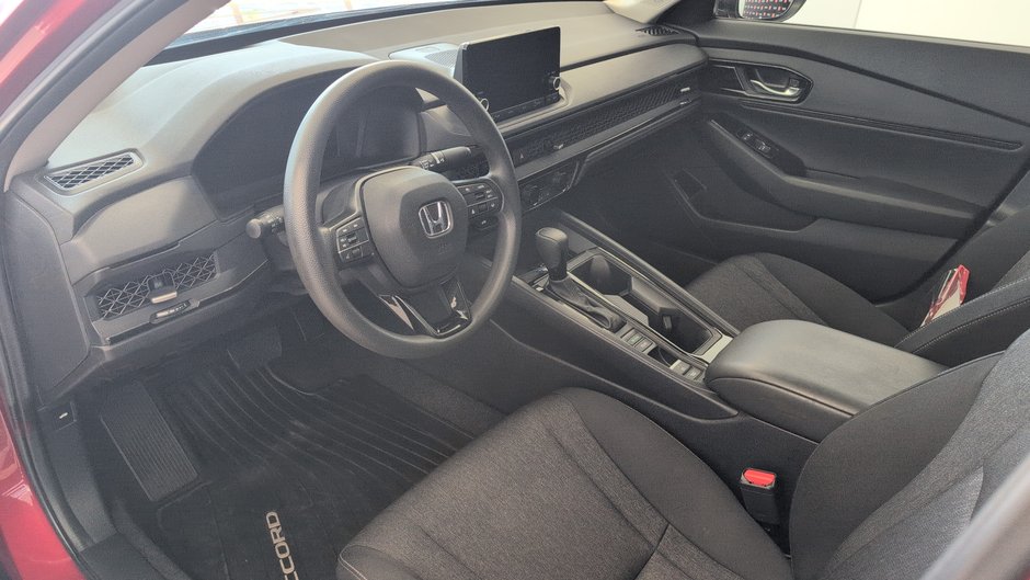Honda Accord Sedan EX 2023-11