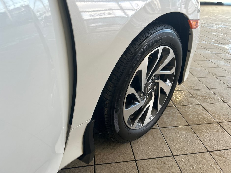 Honda Civic Coupe LX 2020-14