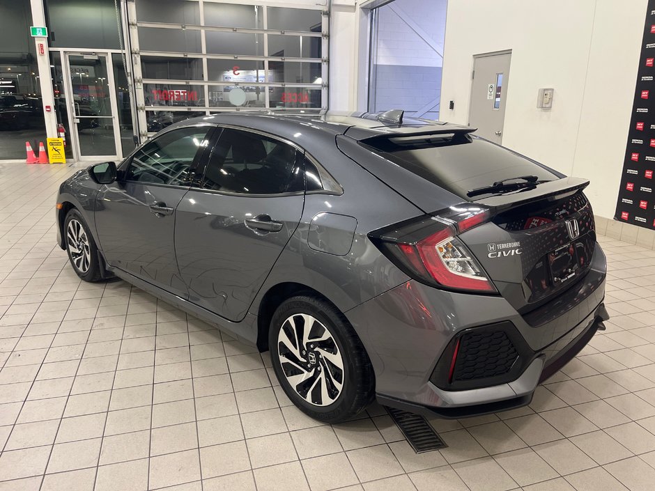 Honda Civic Hatchback LX 2017-18