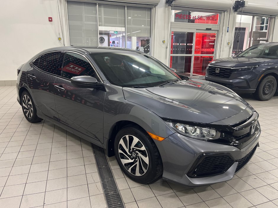 Honda Civic Hatchback LX 2017-2