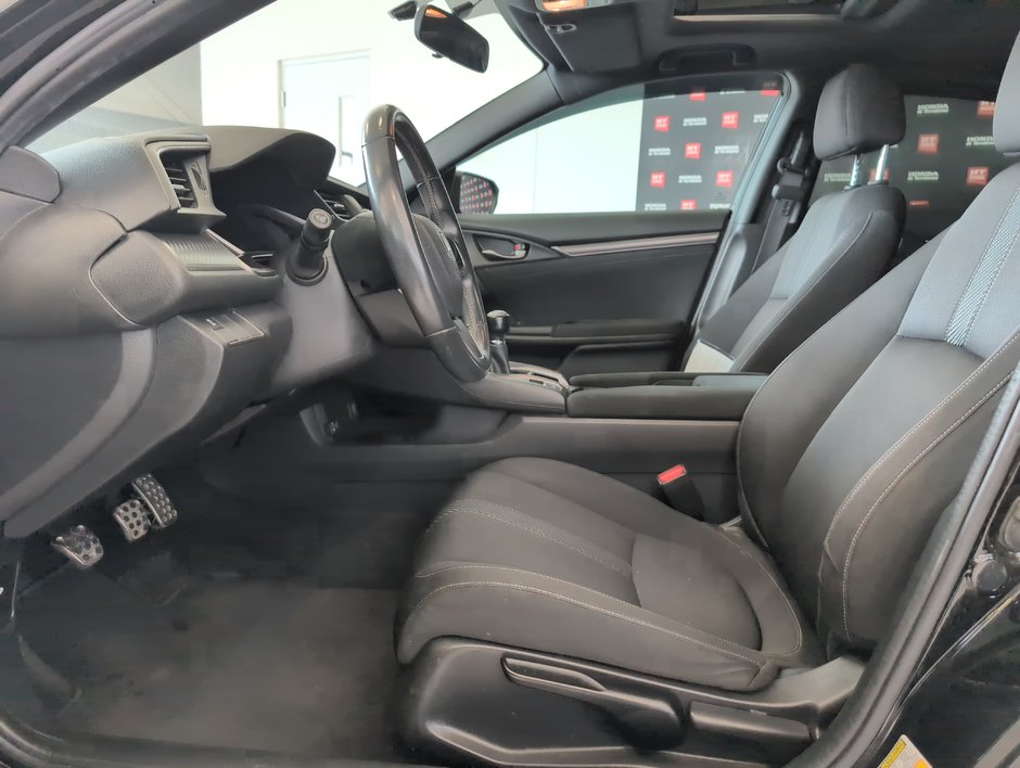 Honda Civic Hatchback Sport 2018-12
