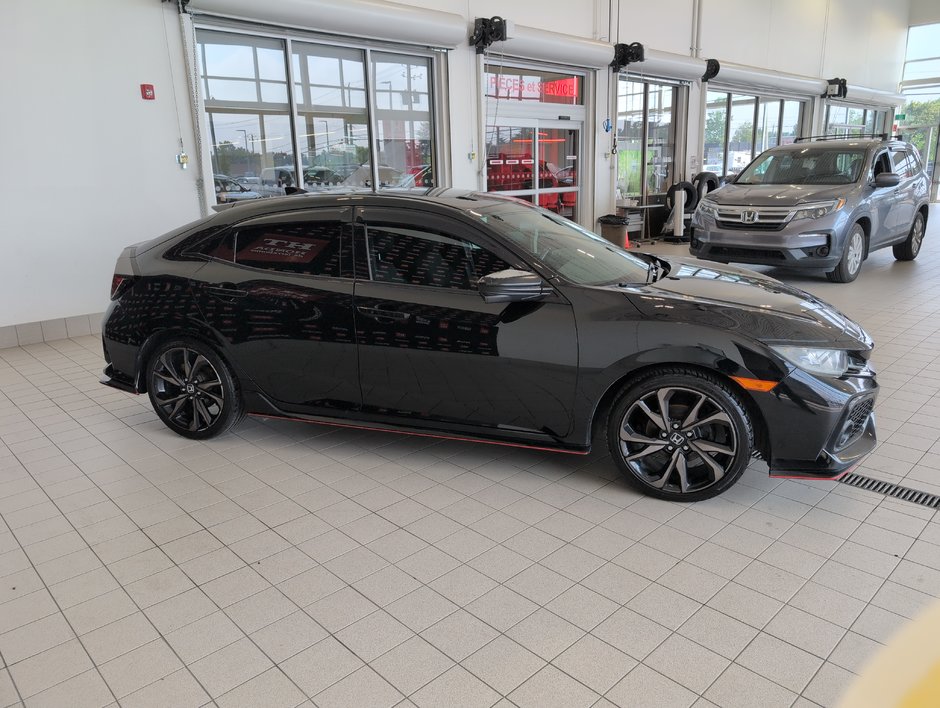 Honda Civic Hatchback Sport 2018-3