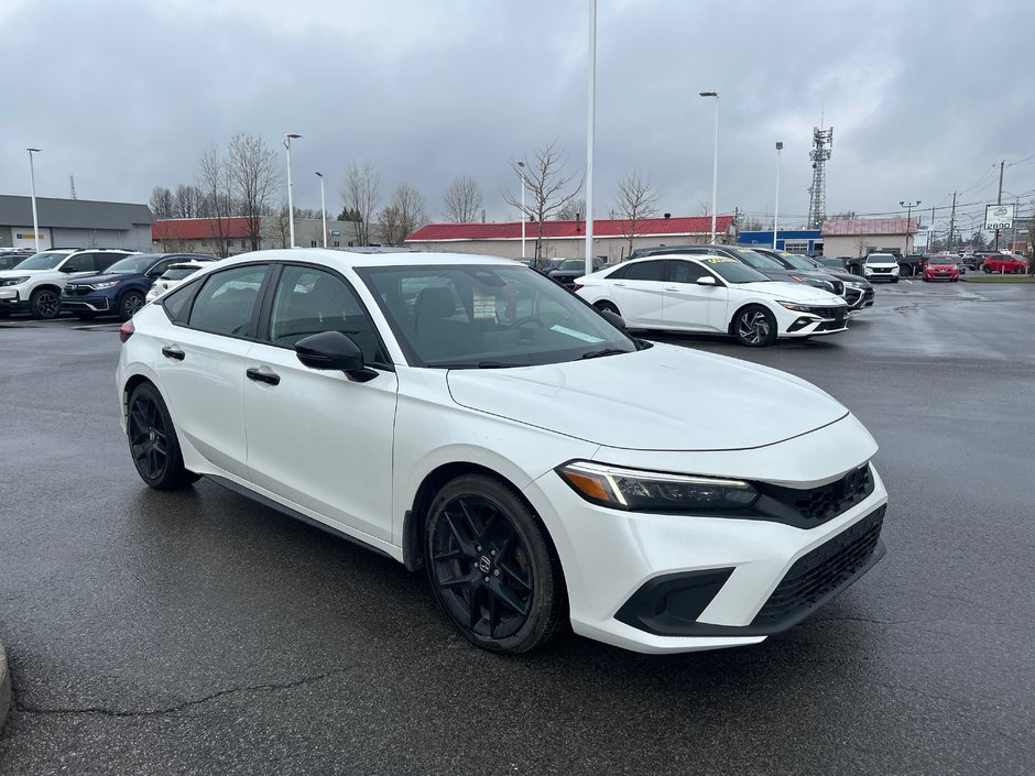 Honda Civic Hatchback Sport 2023-4