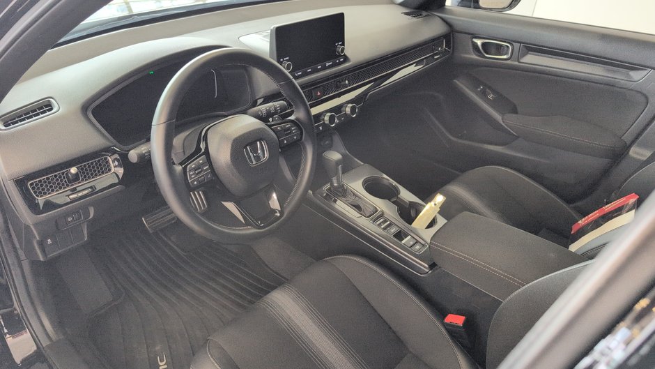 2025 Honda Civic Hatchback Sport-11