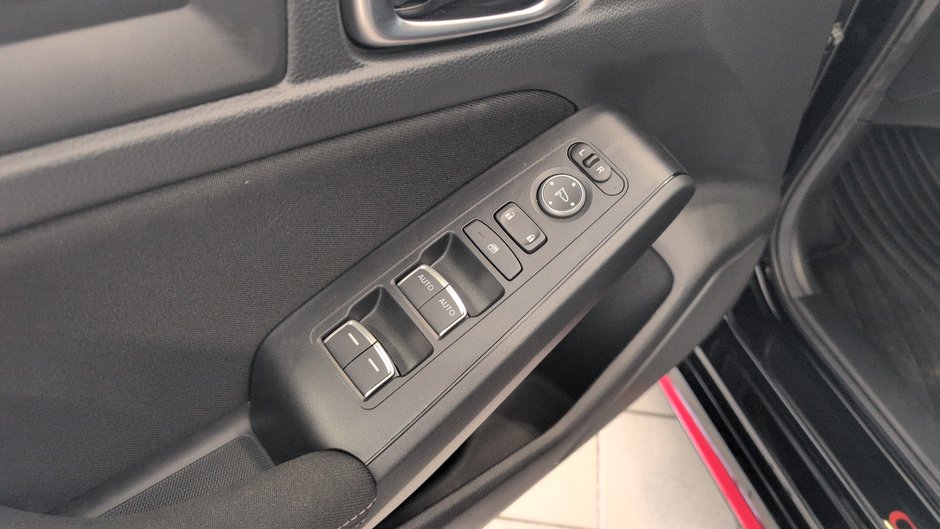 2025 Honda Civic Hatchback Sport-15