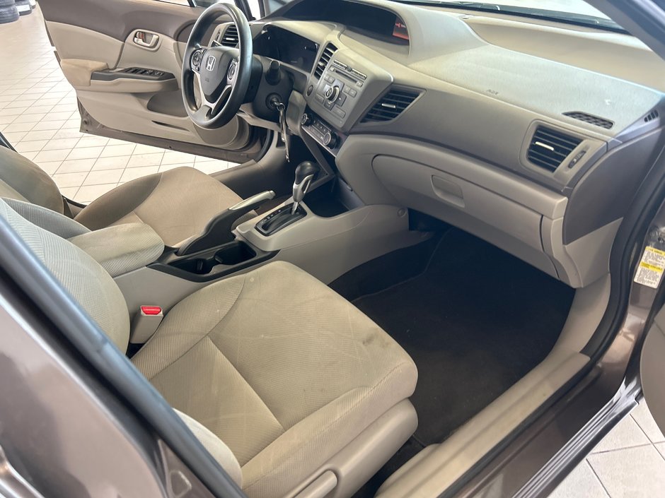 Honda Civic Sdn LX 2012-11
