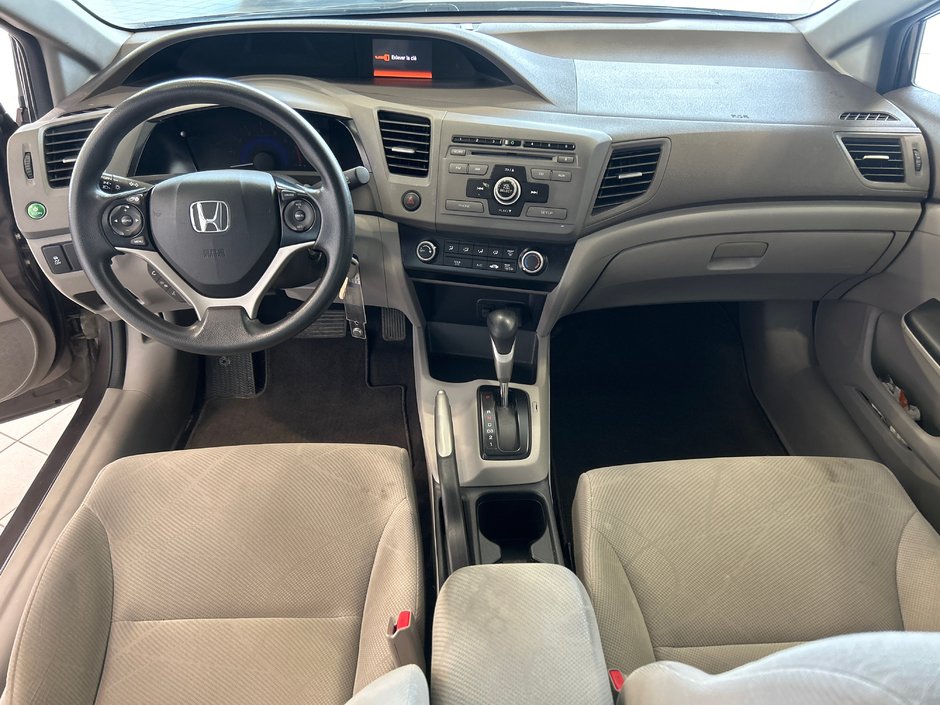 Honda Civic Sdn LX 2012-10