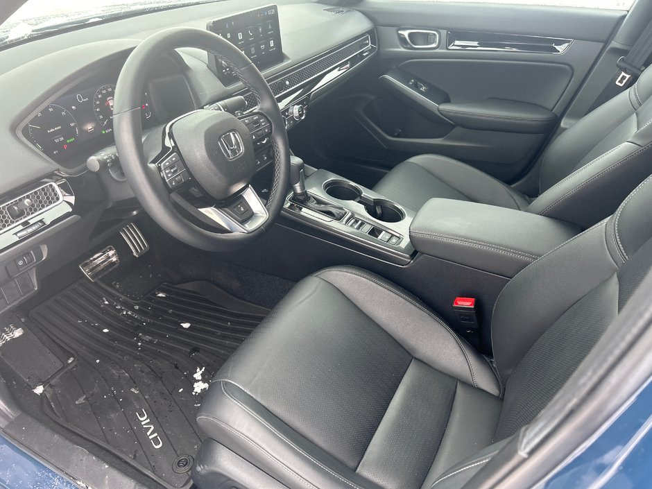 Honda Civic Sedan Hybrid Sport Touring 2025-7