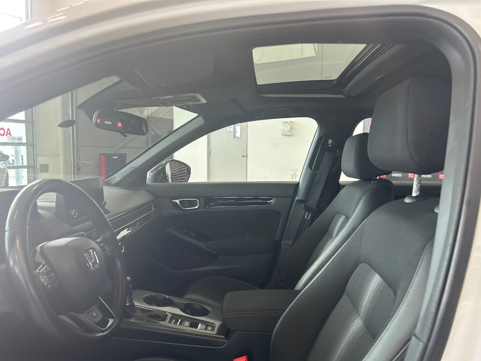 2025 Honda Civic Sedan Hybrid Sport-17