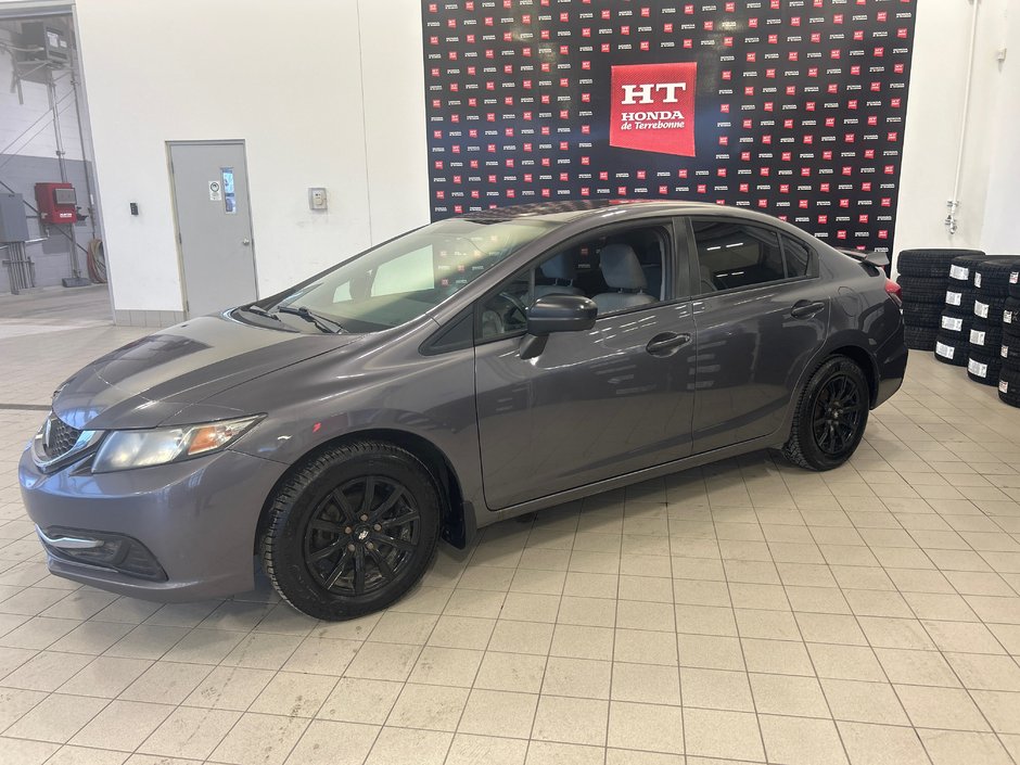 Honda Civic Sedan DX 2014-1