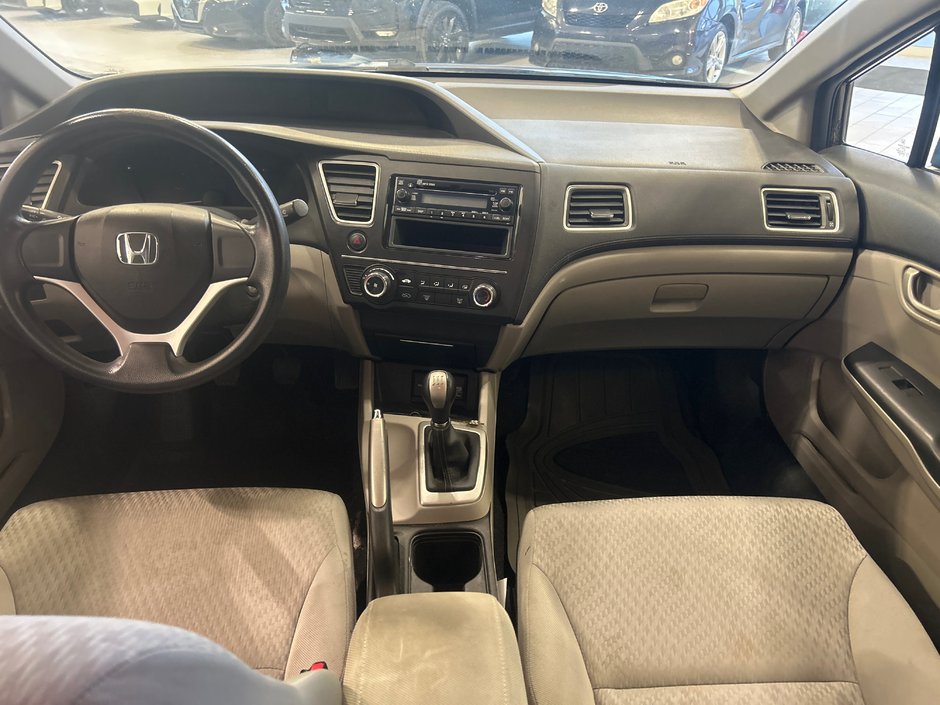 Honda Civic Sedan DX 2014-11