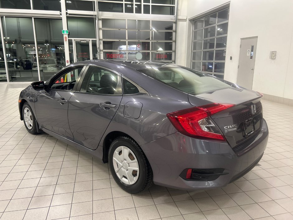 Honda Civic Sedan DX 2016-6