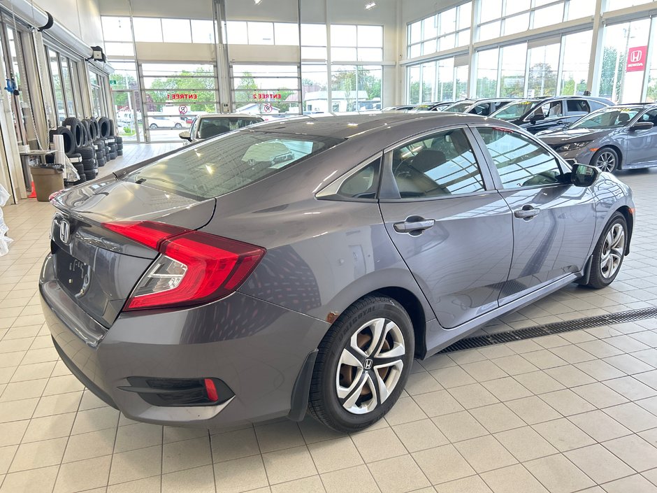 Honda Civic Sedan LX 2016-6