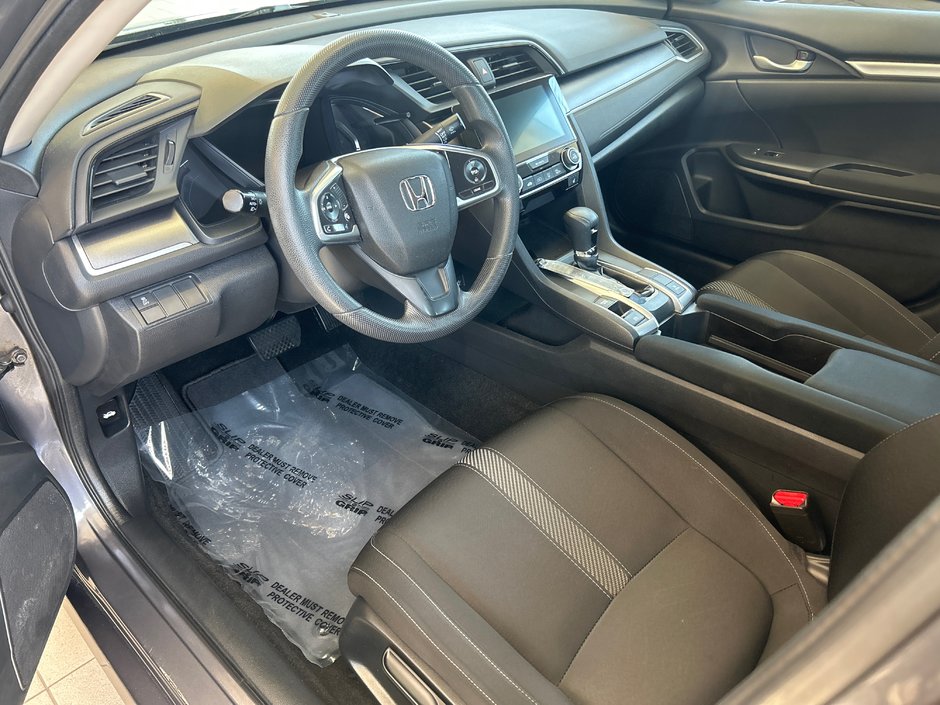 Honda Civic Sedan LX 2016-25