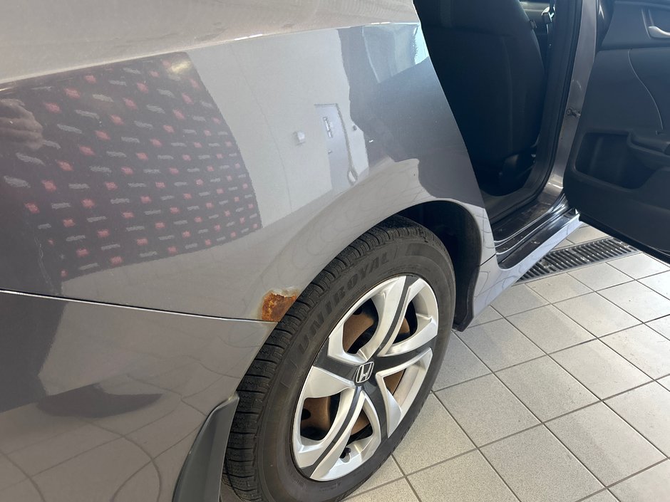 Honda Civic Sedan LX 2016-9