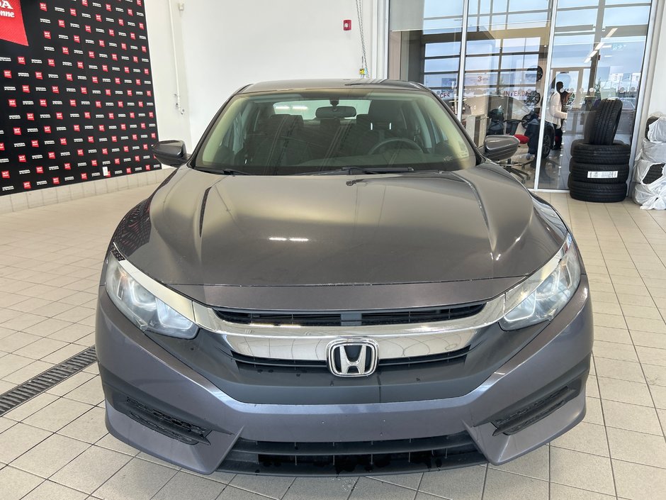 Honda Civic Sedan LX 2016-3